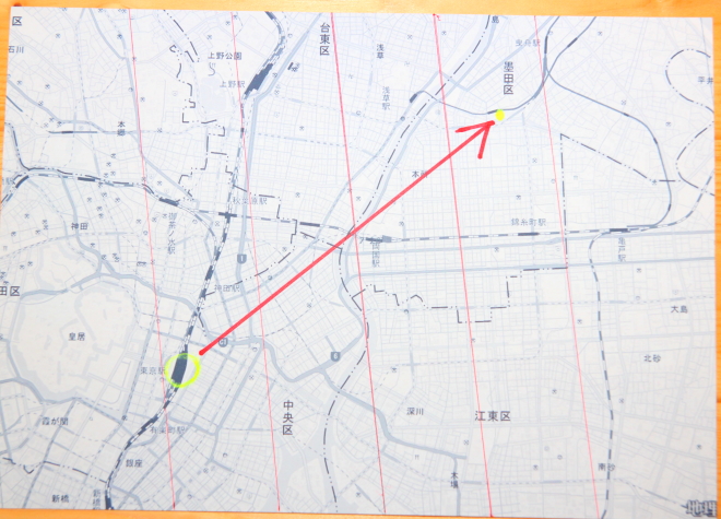 磁北線を引いた東京の地図